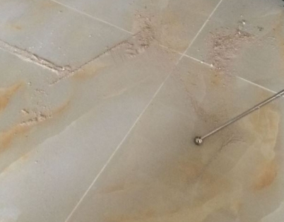 志丹瓷砖空鼓维修公司分享粘合剂选择不当在瓷砖铺贴过程中可能导致以下问题
